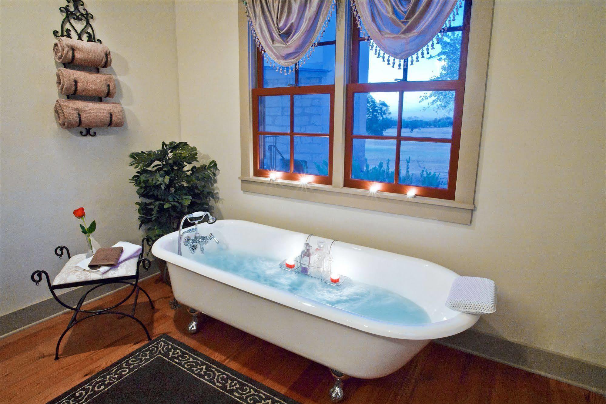 Rock House Hideaway Hotel Fredericksburg Eksteriør billede